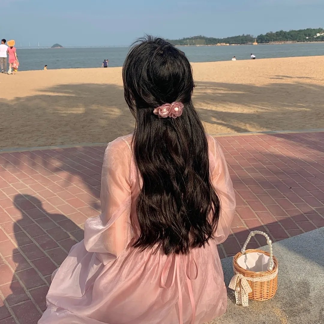 与妖为邻封面
